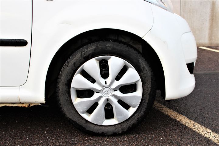 433665-11 Citroën C1 5-door 1.0 Automatic, 69hp, 2012