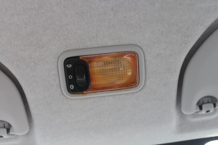 433665-32 Citroën C1 5-door 1.0 Automatic, 69hp, 2012