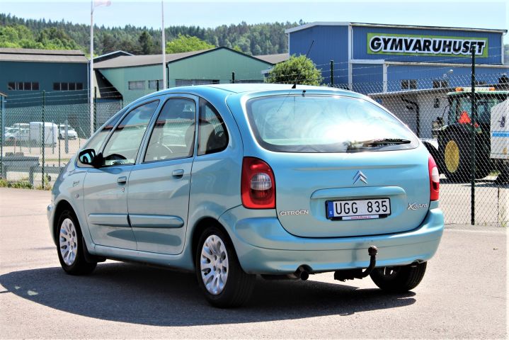 433667-3 Citroën Xsara Picasso 2.0 Automatic, 136hp, -03