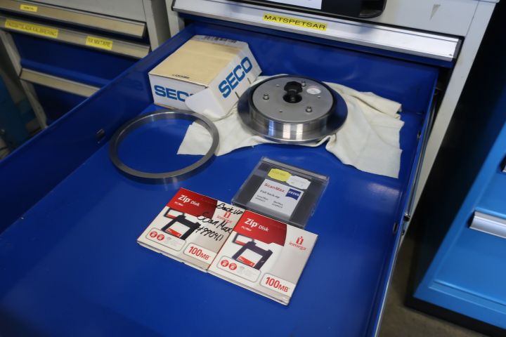 469042-21 Coordinate measuring machine Carl Zeiss Scanmax