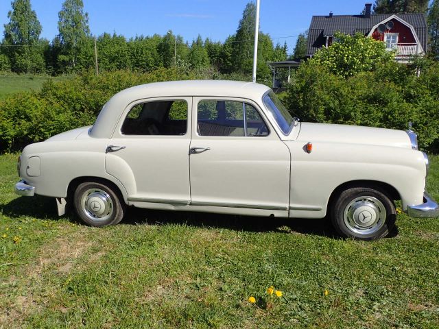 465558-4 Mercedes-Benz 180 -62 Reg nr: BDT245