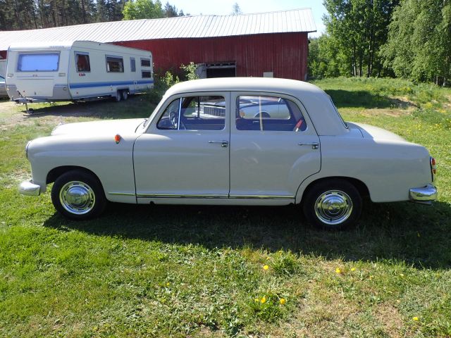 465558-9 Mercedes-Benz 180 -62 Reg nr: BDT245