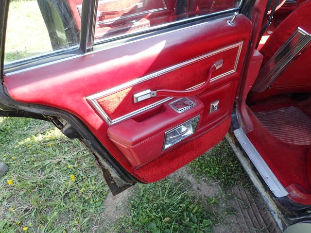 465559-72 Chevrolet Caprice Classic -79 Reg No: KAT999