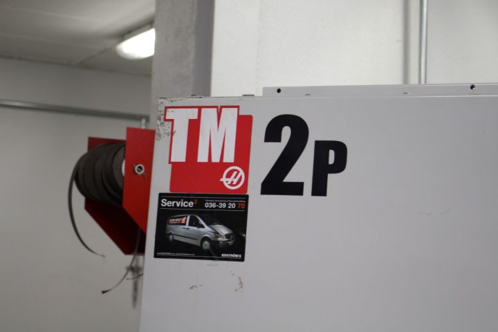 482908-2 CNC-controlled mill HAAS TM2P-10 (Gothenburg)