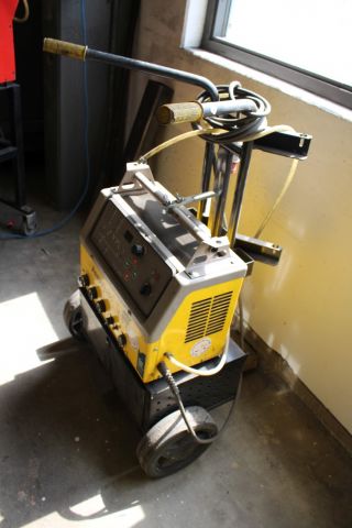 482940-5 TIG welding ESAB Aristotig 200