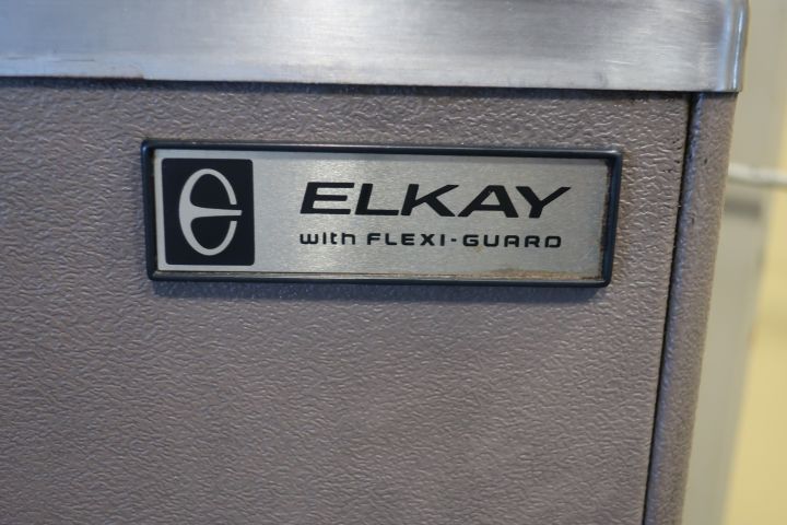 469409-4 Elkay water fountain