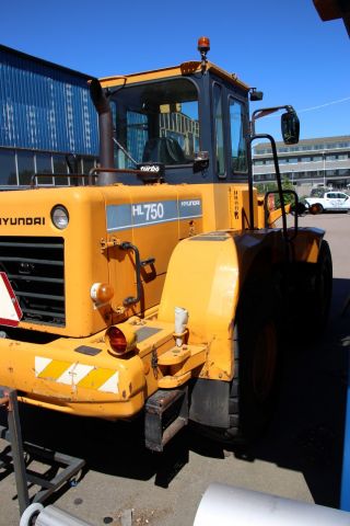 482141-10 Wheel loader Hyundai HL 750 -2000