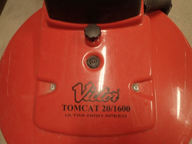453205-4 High-speed Victor Tomcat 20 "/ 1600