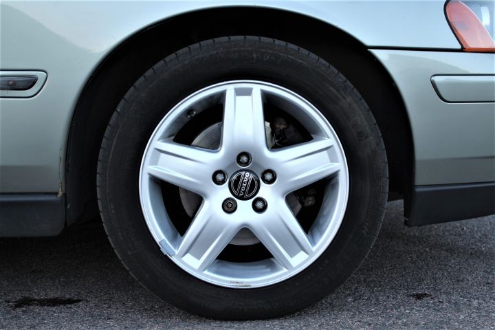 433678-5 Volvo V70 D5 185hk Kinetic 7-seater -06