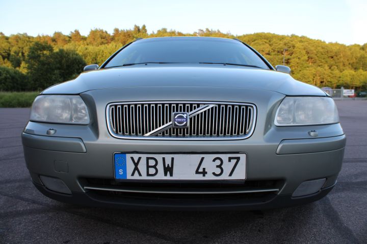 433678-21 Volvo V70 D5 185hk Kinetic 7-seater -06