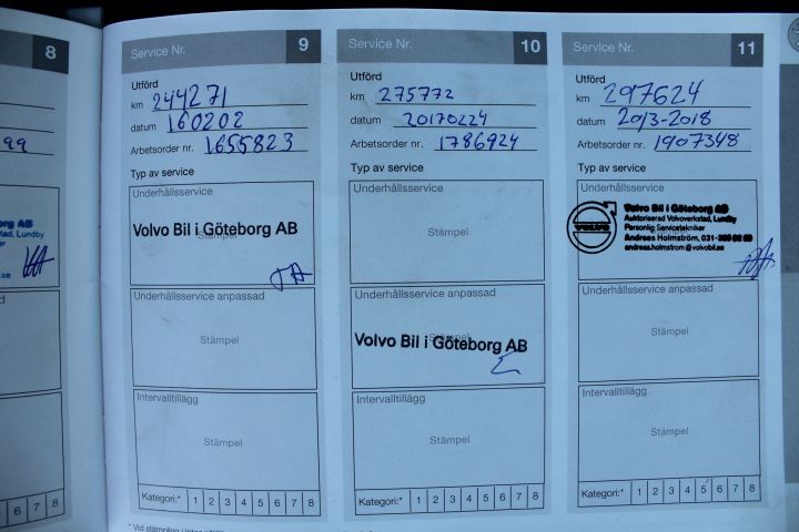 433678-32 Volvo V70 D5 185hk Kinetic 7-seater -06