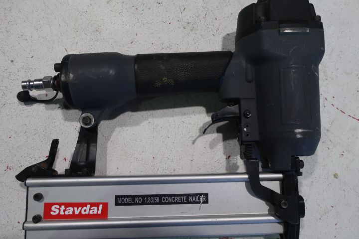 410405-4 Besco nail gun for concrete and Senco nail gun