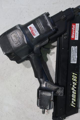 410405-8 Besco nail gun for concrete and Senco nail gun