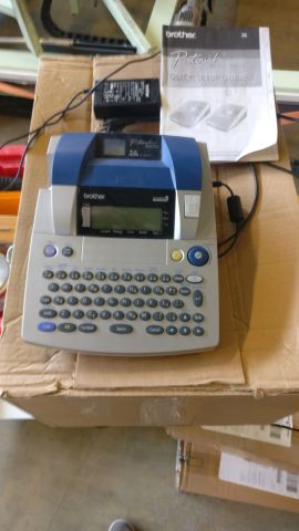 483951-2 Brother P-touch 9600 label printer