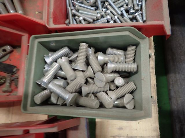 467840-18 Bolt Assortment