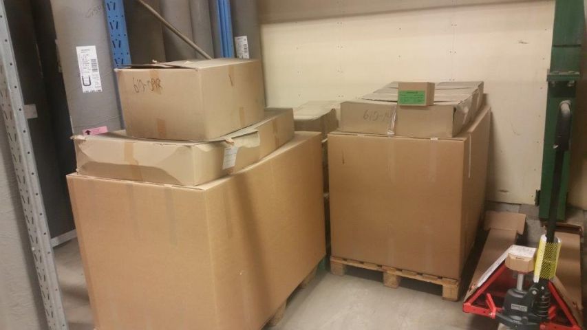 484842-14 Stort parti med DLW Flooring Linoleumgolv och tillhörande svetstråd