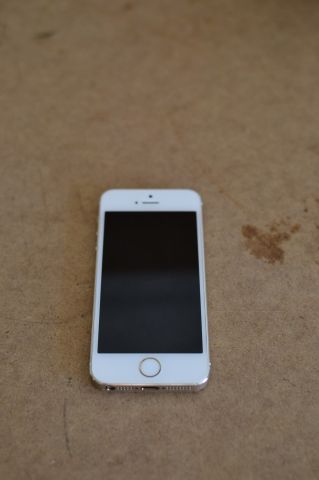 484921-1 Apple iPhone 5S, A1457