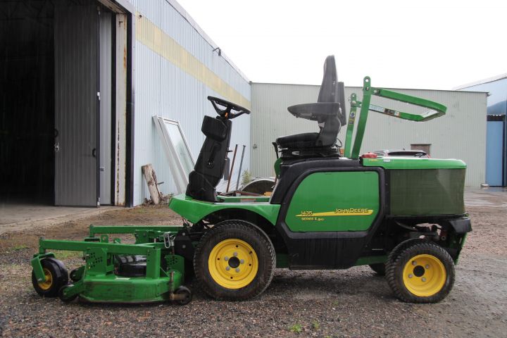 482383-9 Lawn mowers John Deere 1435 4WD -14
