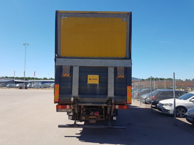 484992-6 Mercedes Actros 2004