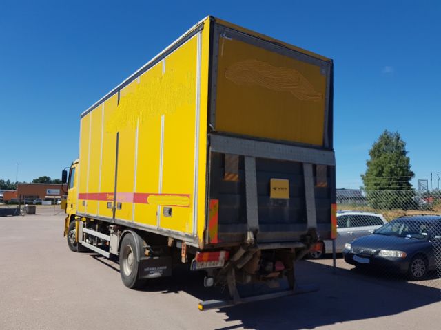 484992-7 Mercedes Actros 2004