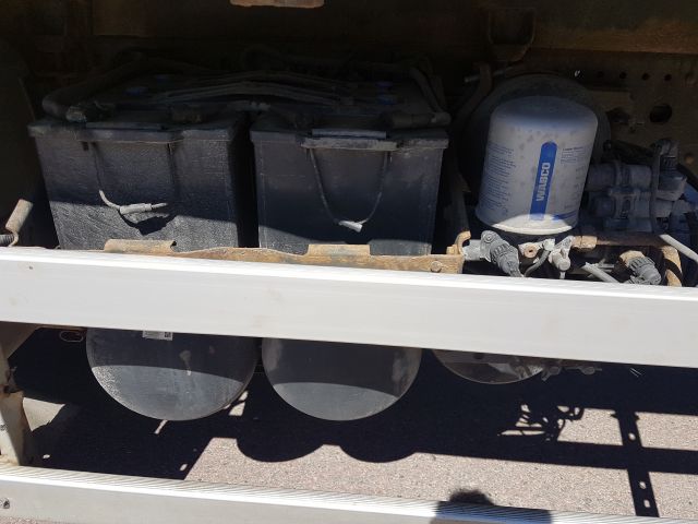 484992-9 Mercedes Actros 2004