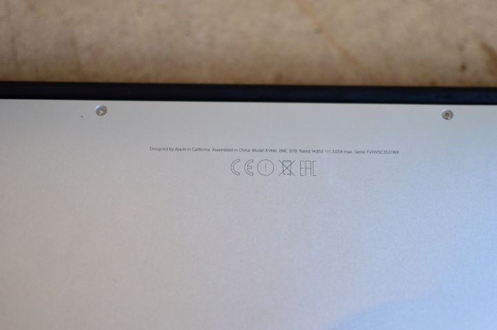 484930-5 Apple MacBook Air A1466, russian keyboard
