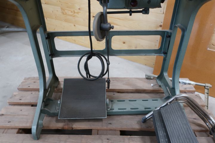 483733-5 Industrial sewing machine Dürkopp