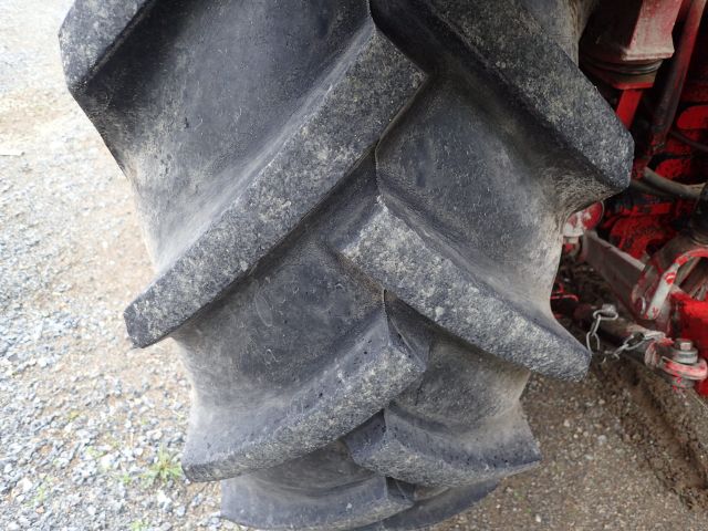 453297-12 BELARUS MTZ 562 Reg: HFO119