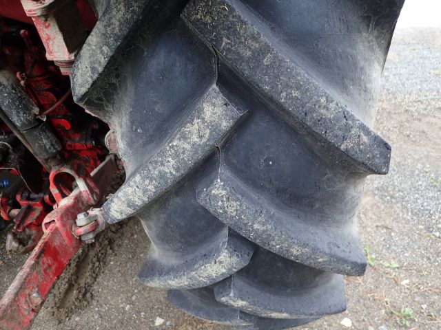 453297-14 BELARUS MTZ 562 Reg: HFO119