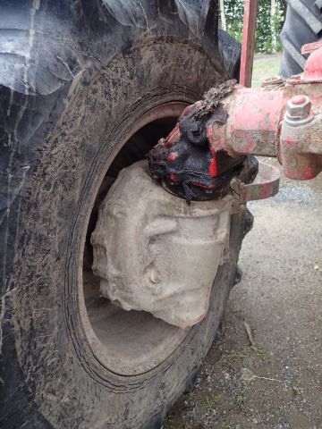 453297-31 BELARUS MTZ 562 Reg: HFO119