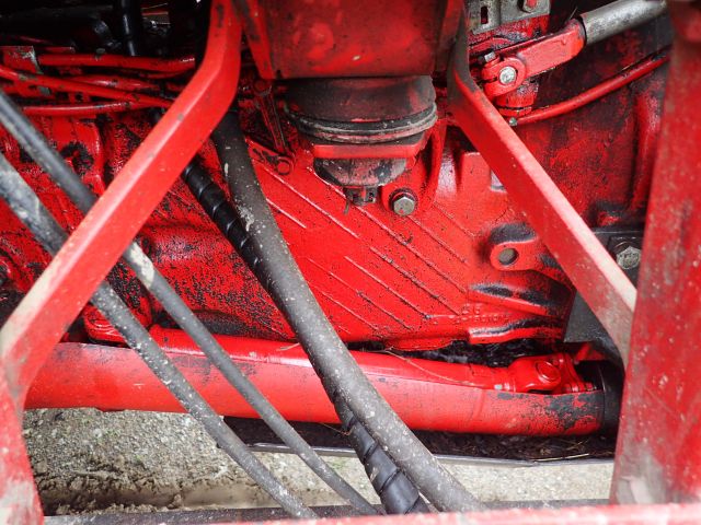 453297-39 BELARUS MTZ 562 Reg: HFO119