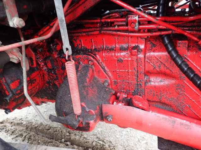 453297-40 BELARUS MTZ 562 Reg: HFO119