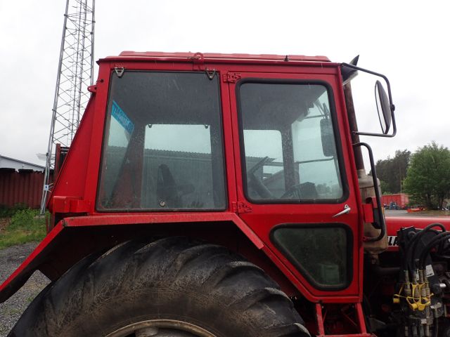 453297-41 BELARUS MTZ 562 Reg: HFO119