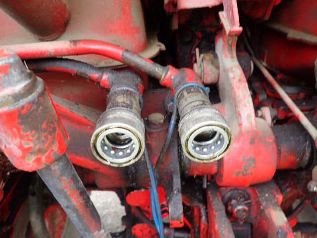 453297-51 BELARUS MTZ 562 Reg: HFO119