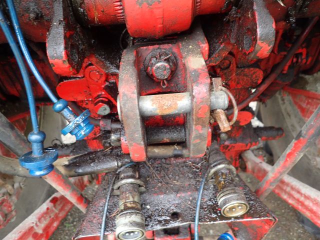 453297-54 BELARUS MTZ 562 Reg: HFO119