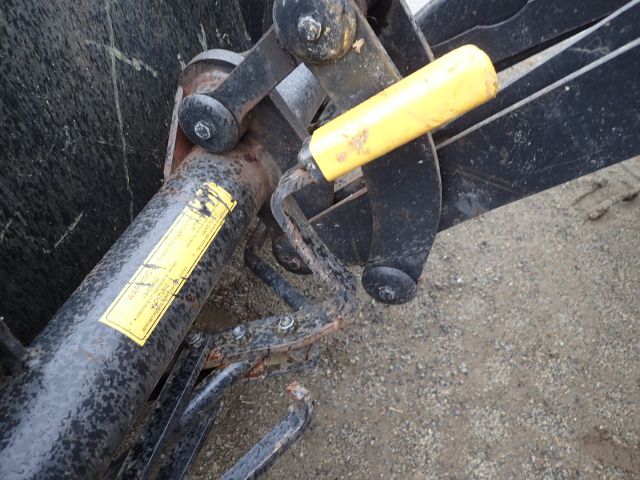 453297-70 BELARUS MTZ 562 Reg: HFO119