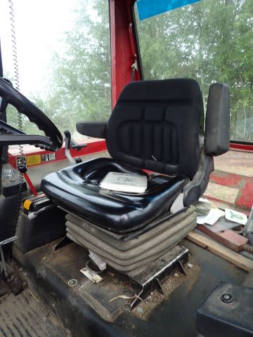 453297-78 BELARUS MTZ 562 Reg: HFO119