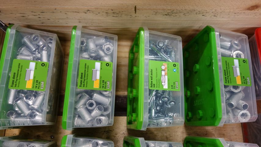 483813-2 Grabber and Essve Screw Assortment