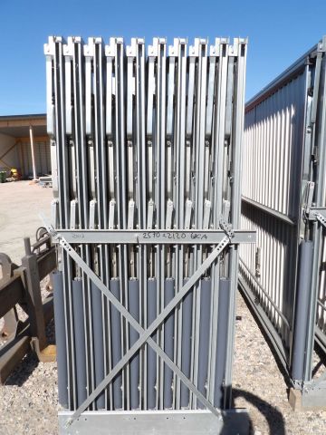 484687-2 10 Garage Doors Normstahl