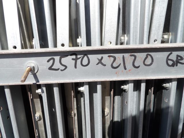 484687-3 10 Garage Doors Normstahl