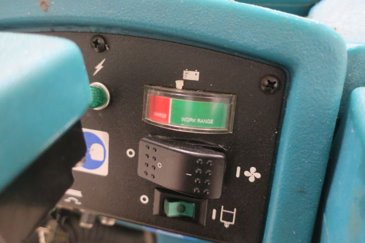 478653-8 Cleaning machine Tennant 5100