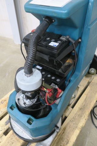 478653-11 Cleaning machine Tennant 5100