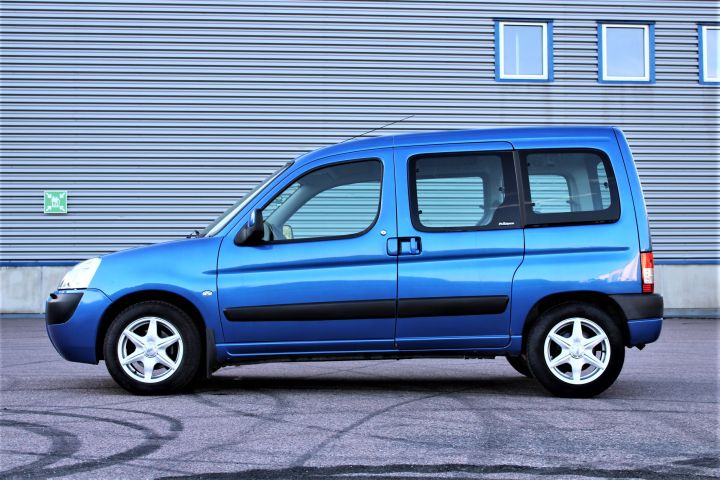 433605-3 Lemon Berlingo Family II 1.6i (110hk) 2007