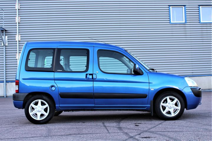 433605-8 Lemon Berlingo Family II 1.6i (110hk) 2007