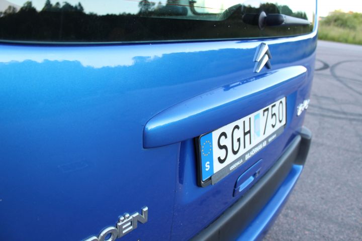 433605-16 Lemon Berlingo Family II 1.6i (110hk) 2007