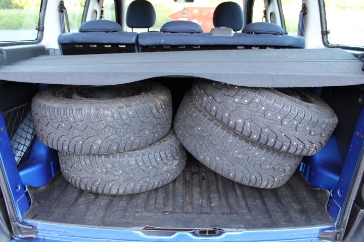 433605-17 Lemon Berlingo Family II 1.6i (110hk) 2007