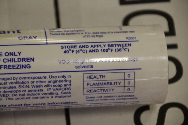 485407-6 Glues / sealants Foster Safetee Duct Sealant, about 848 tuber