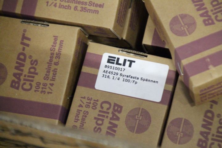 485439-18 Elinstallationsmaterial, kabelskor, kabelhus