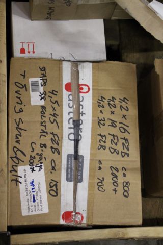 485439-22 Elinstallationsmaterial, kabelskor, kabelhus