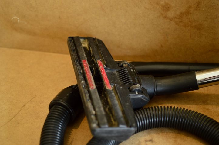 486501-3 Zanussi vacuum cleaner